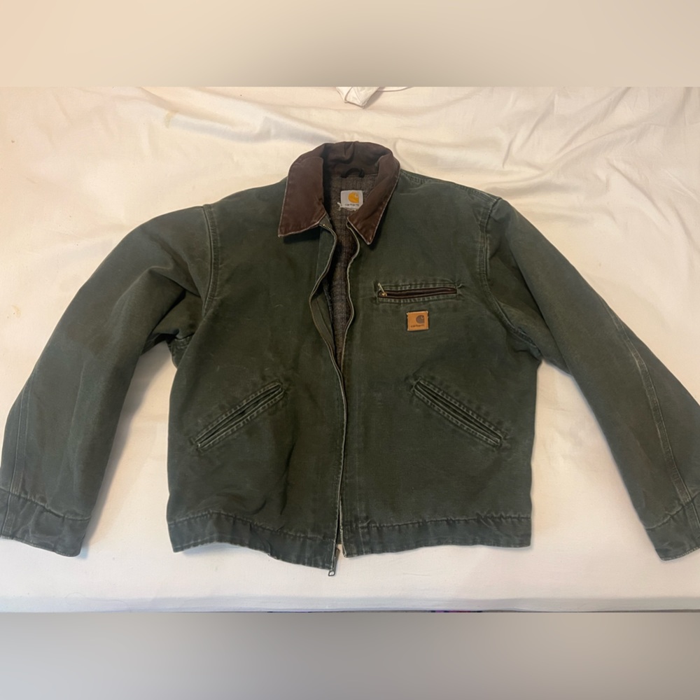 Carhartt men’s green long sleeve jacket